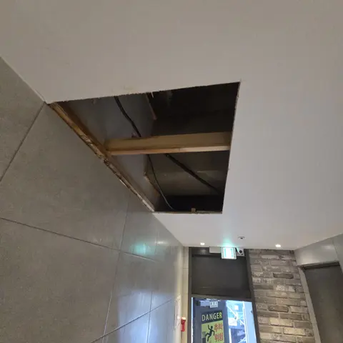 기흥 천장석고보드교체 철거 후 상태